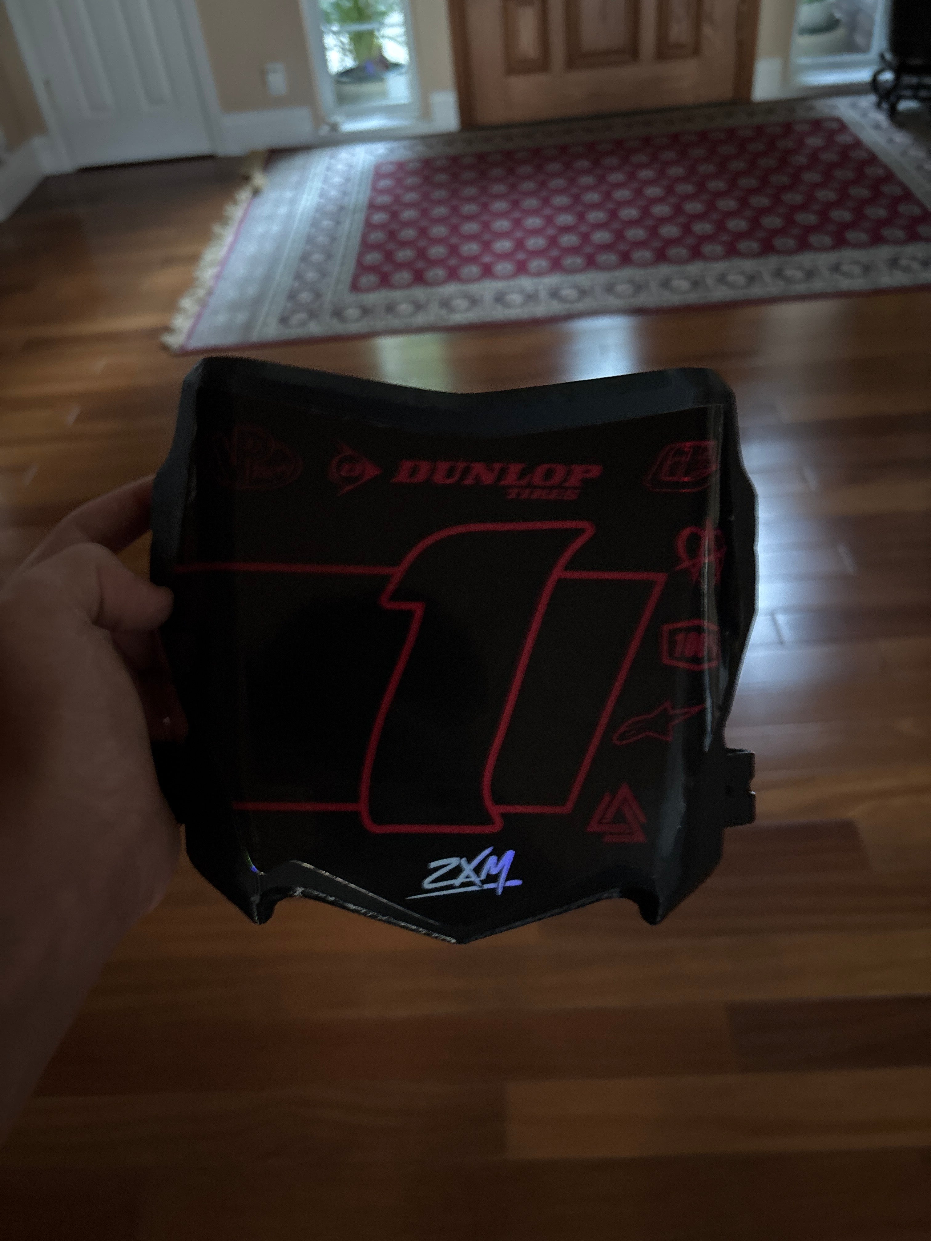 Moto cutz decal red